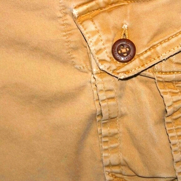 American Eagle Khaki Cargo Shorts | Distressed Detail | Relaxed Fit 30 - Picture 5 of 7